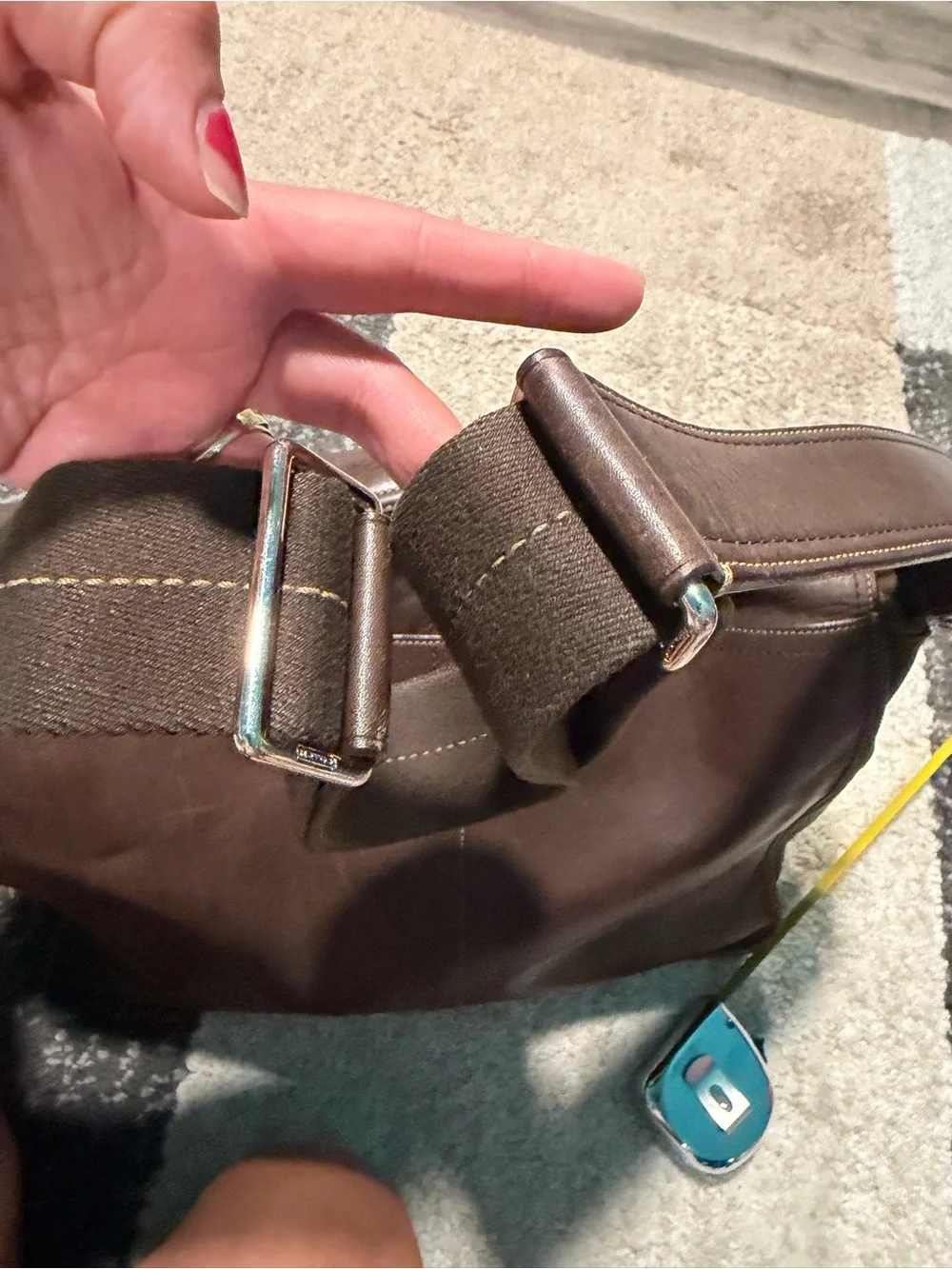 Brown Leather Messenger Bag for Men - Classic Crossbody Carry